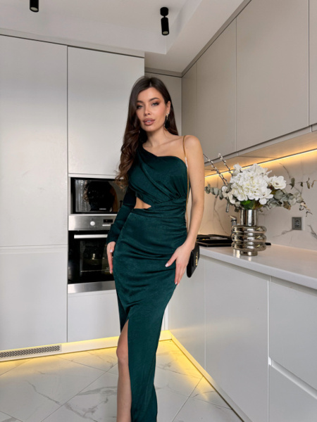 Sukienka koktajlowa na jedno ramię w kolorze szmaragdowej zieleni