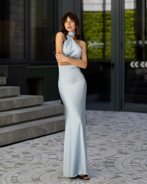 Weißes Maxikleid in Pariser Länge 