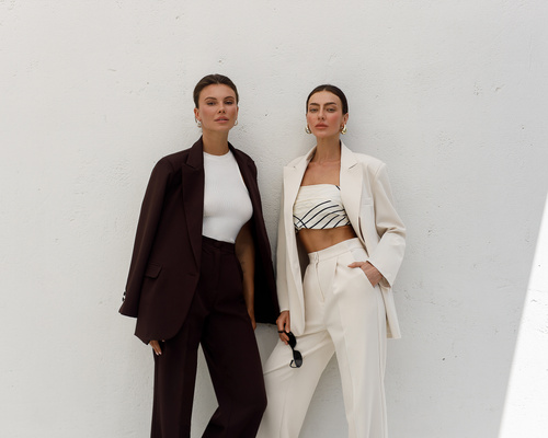 Cremefarbenes Anzug-Set für Frauen