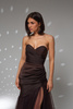 Elegantes schwarzes trägerloses Midikleid mit Rüschenbesatz