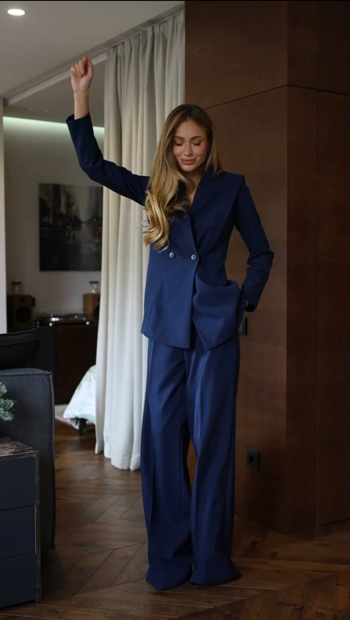 Damski granatowy garnitur premium – elegancki komplet ze spodniami wide leg Rozm. L