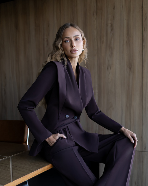 Damski brązowy garnitur premium – elegancki komplet ze spodniami wide leg