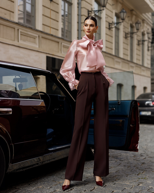 Elegante gerade Stoffhose Schokolade