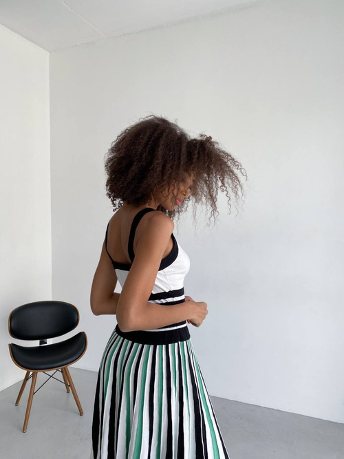 Glamour - gestricktes Midikleid