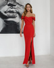 Elegantes Maxikleid mit offenen Schultern und Schlitz rot