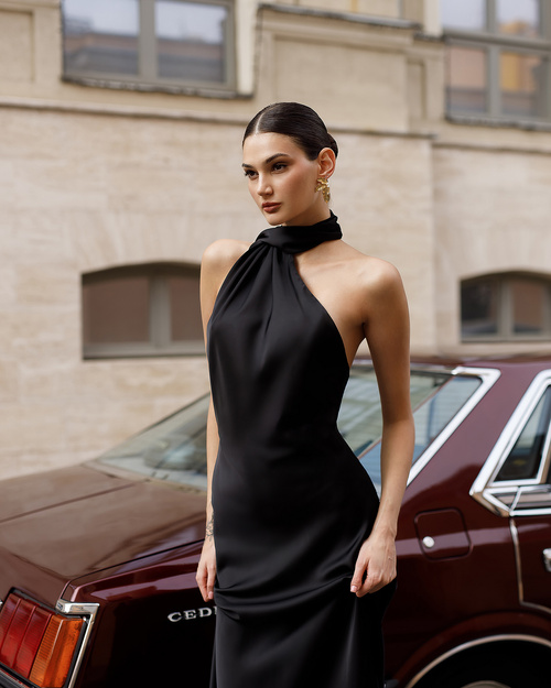 Schwarzes Maxikleid von Paris 