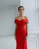Elegantes Maxikleid mit offenen Schultern und Schlitz rot