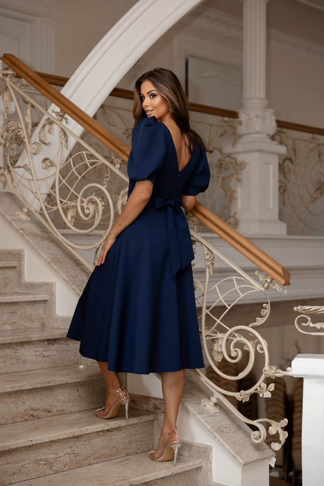 Sukienka Sheila – elegancka granatowa sukienka midi z bufkami